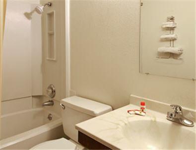 Super 8 by Wyndham Las Cruces/La Posada Lane Habitación foto